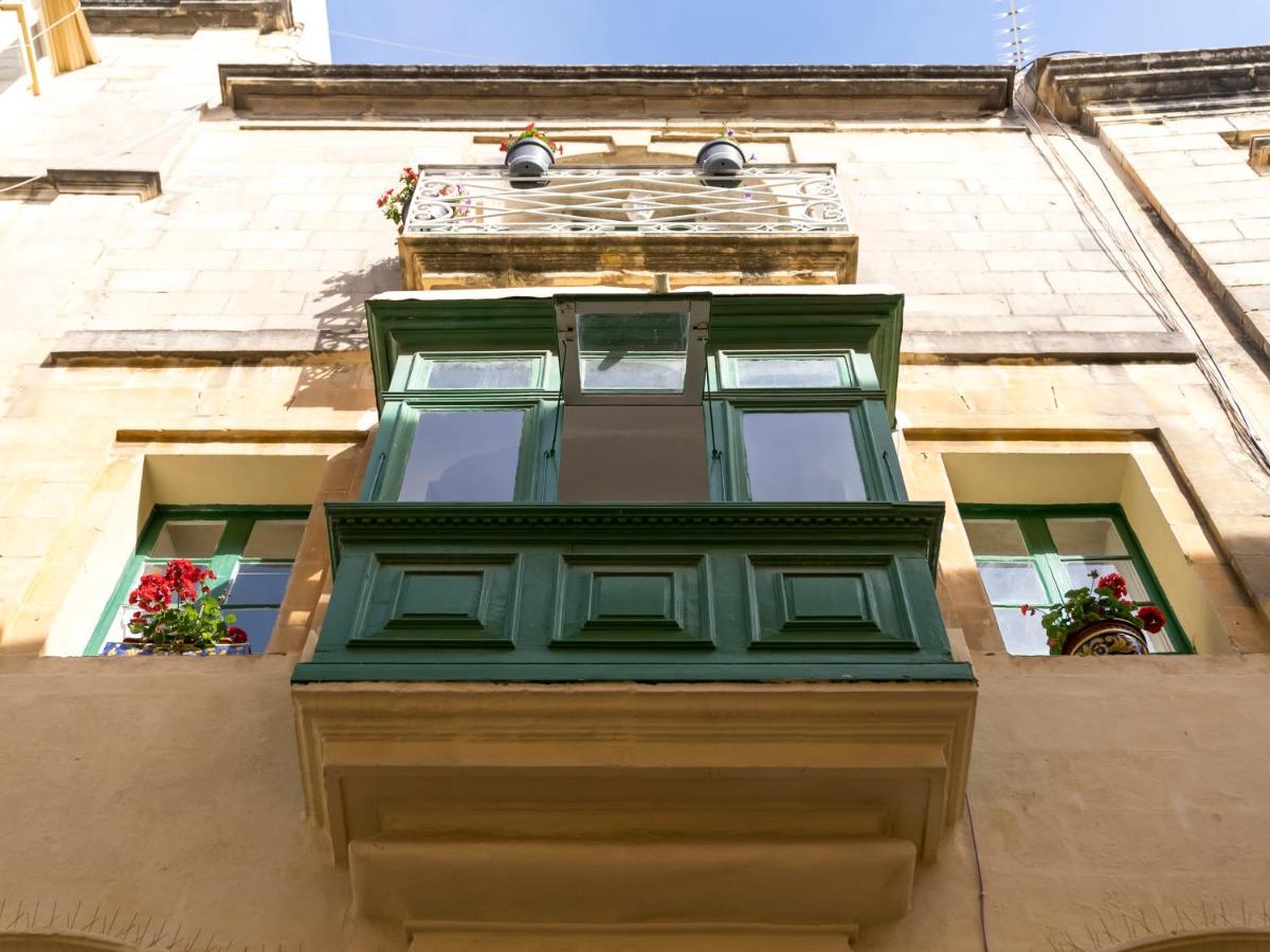 The Knight - Heritage & Art Home At Birgu Square ภายนอก รูปภาพ