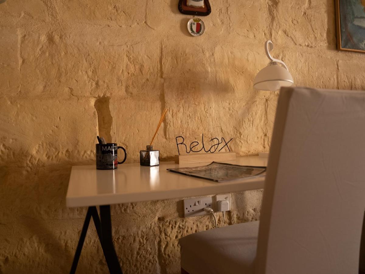 The Knight - Heritage & Art Home At Birgu Square ภายนอก รูปภาพ