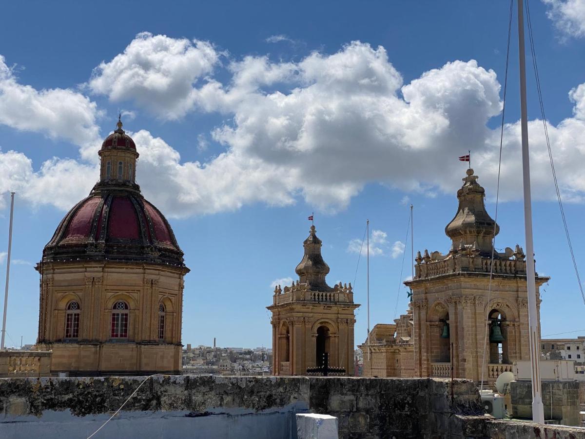 The Knight - Heritage & Art Home At Birgu Square ภายนอก รูปภาพ