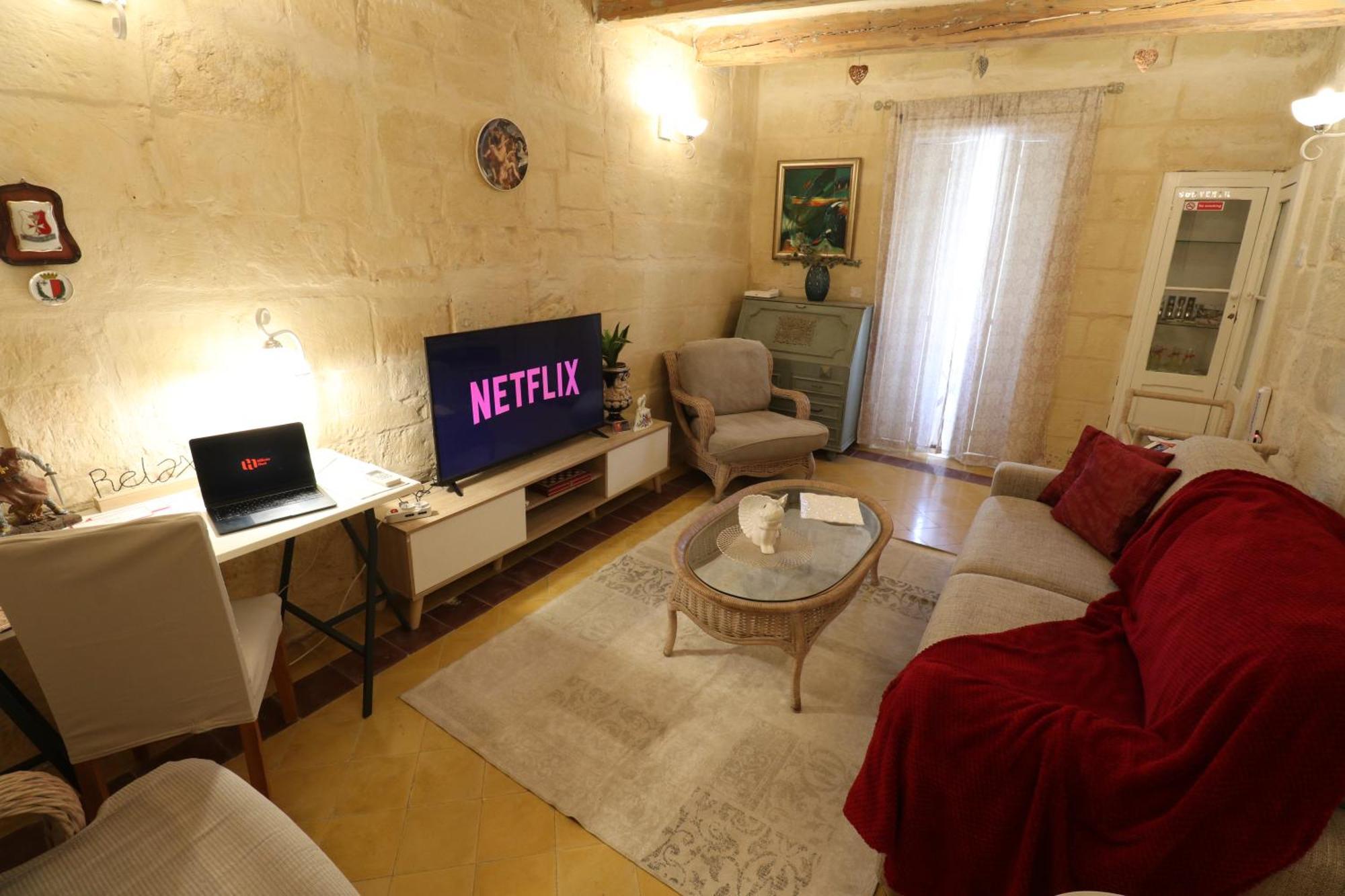 The Knight - Heritage & Art Home At Birgu Square ภายนอก รูปภาพ
